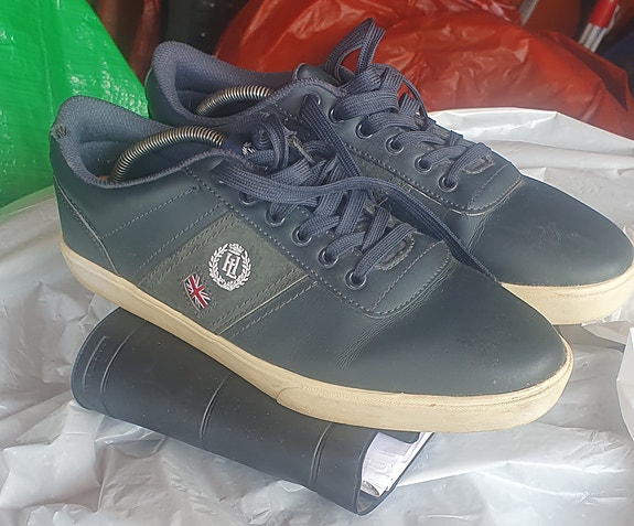 Product image 1 of 4