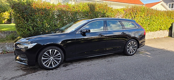 Volvo V90 3 of 5