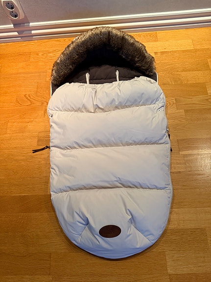Product image 1 of 9