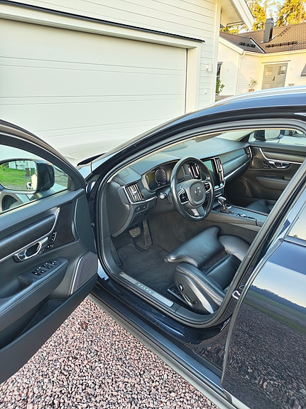 Volvo V90 Cross Country 5 of 8