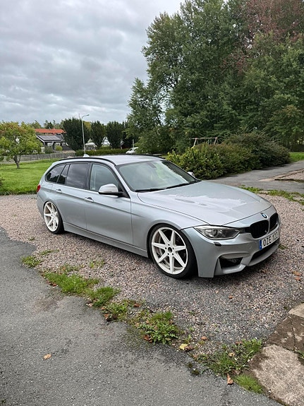 BMW 320d 3 of 7