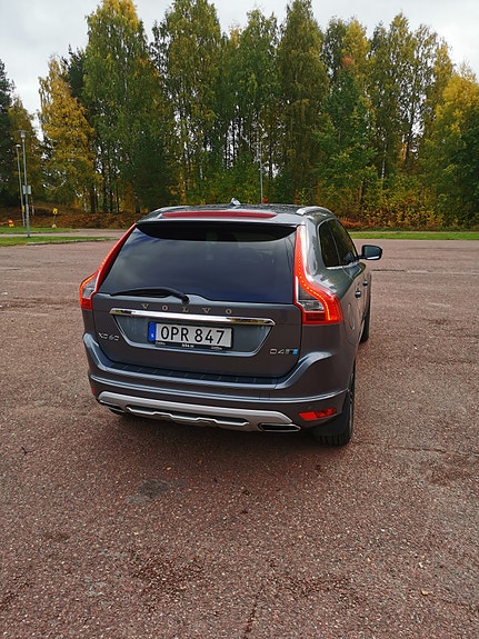 Volvo XC60 6 of 14