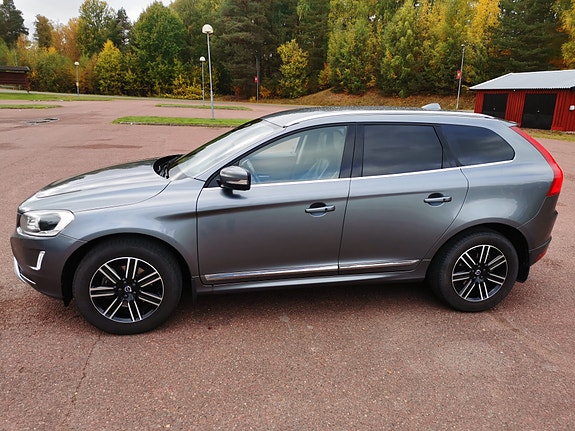 Volvo XC60 3 of 14
