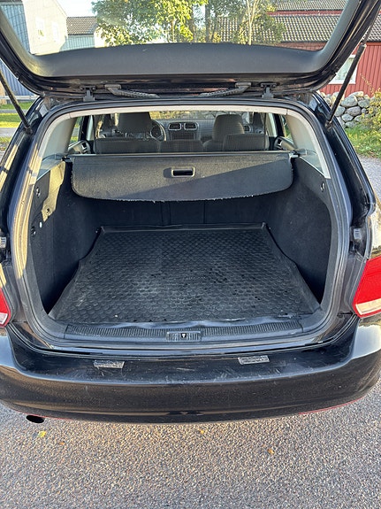 Volkswagen Golf VI 4 of 7