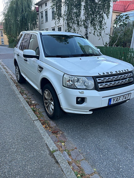 Land Rover Freelander 2 2 of 10