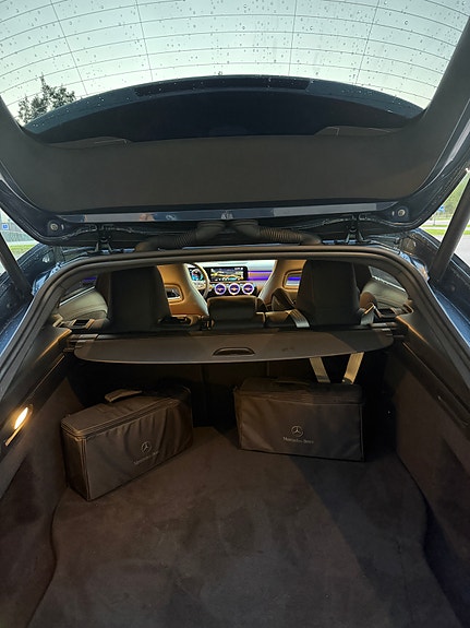 Mercedes-Benz CLA250 e 13 of 19