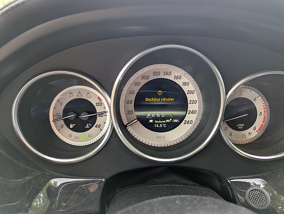 Mercedes-Benz CLS350 11 of 16