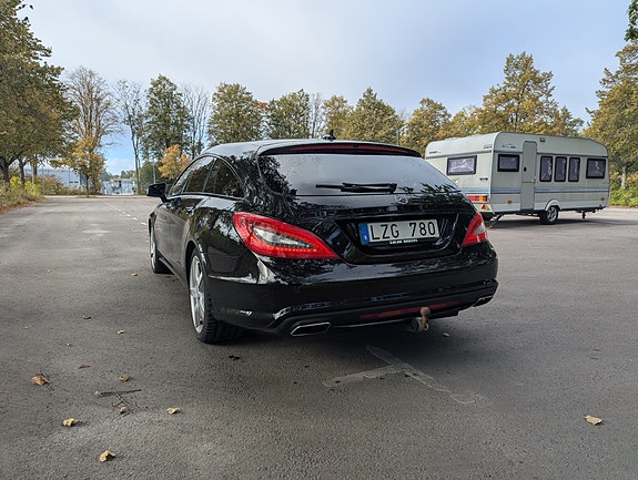 Mercedes-Benz CLS350 5 of 16