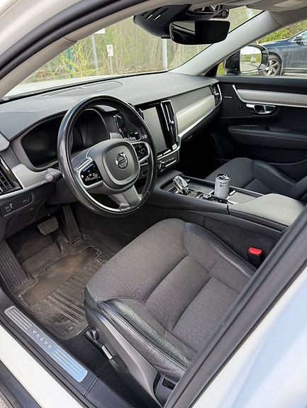 Volvo V90 Cross Country 8 of 8