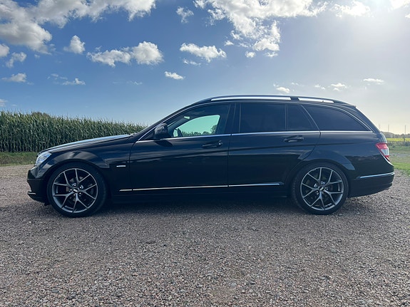Mercedes-Benz C280 5 of 9