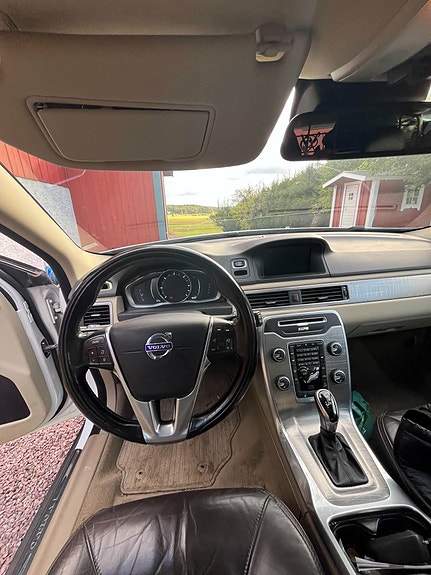 Volvo XC70 8 of 9
