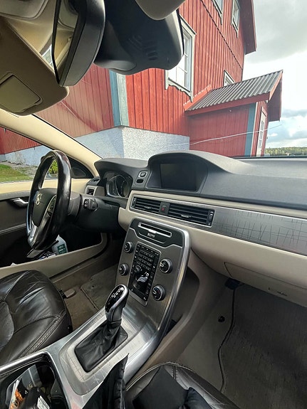 Volvo XC70 7 of 9