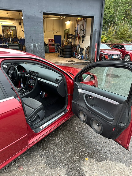 Audi A4 4 of 9
