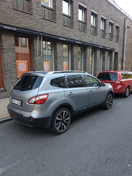 Nissan Qashqai+2 3 of 5