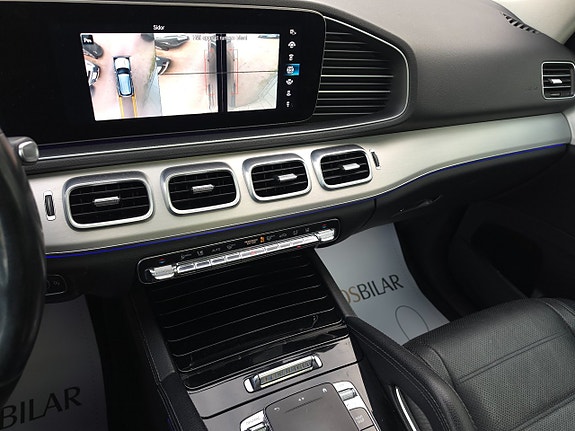 Mercedes-Benz GLE300 d 14 of 16