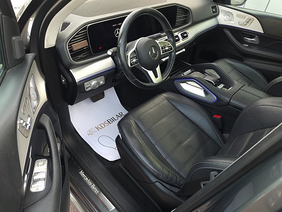 Mercedes-Benz GLE300 d 9 of 16