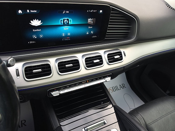 Mercedes-Benz GLE300 d 15 of 16
