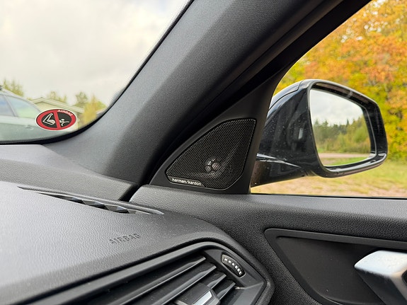 BMW 118i 6 of 14