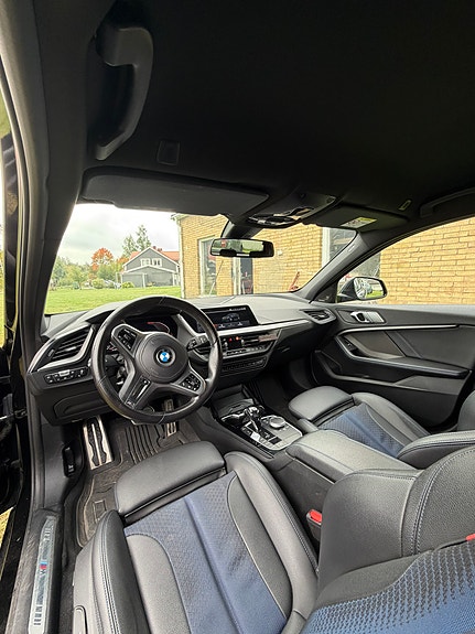 BMW 118i 10 of 14