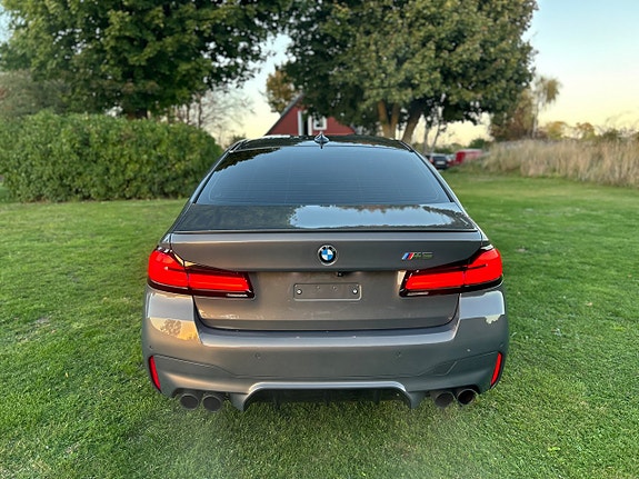 BMW M5 4 of 11