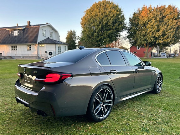 BMW M5 5 of 11