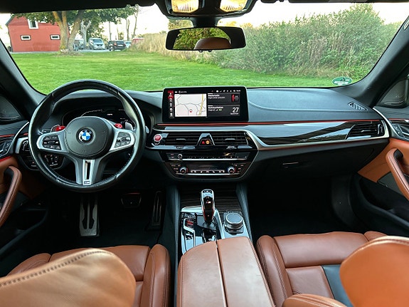 BMW M5 10 of 11