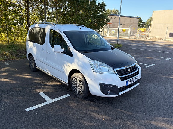 Peugeot Partner 8 of 12