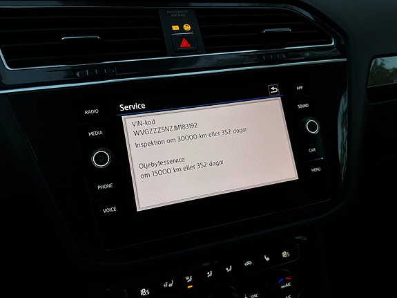 Volkswagen Tiguan Allspace 10 of 12