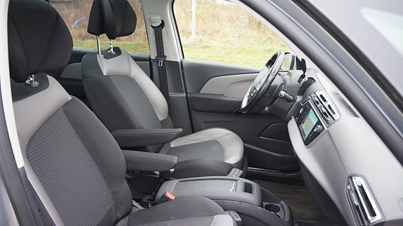 Citroen Grand C4 Picasso 6 of 10