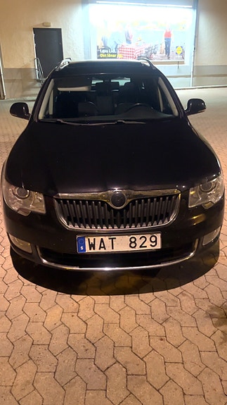Skoda Superb 4 of 6