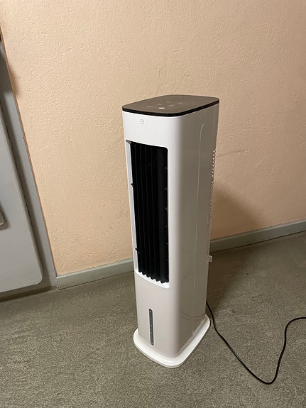 Product image 1 of 8
