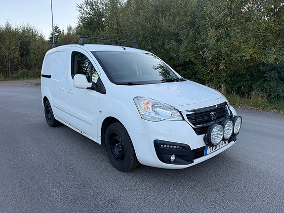 Peugeot Partner 2 of 8