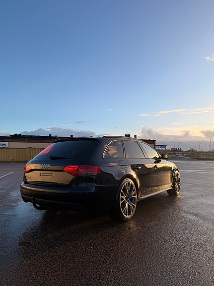 Audi A4 3 of 7