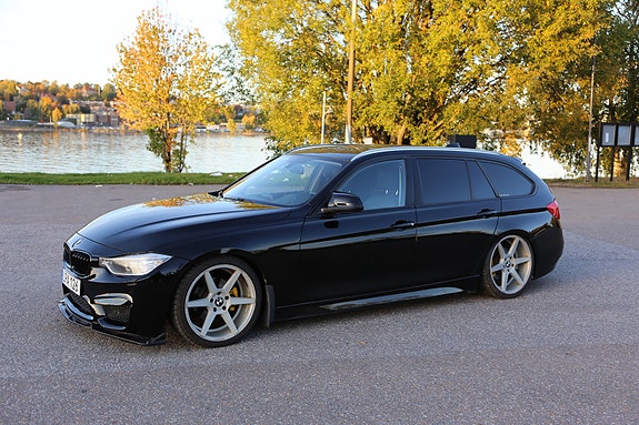 BMW 320d 8 of 13
