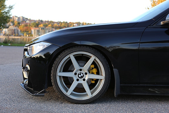 BMW 320d 9 of 13