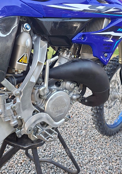 Yamaha YZ 125 2 of 4