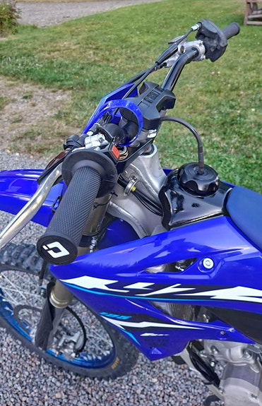 Yamaha YZ 125 3 of 4