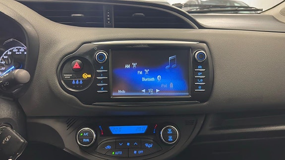 Toyota Yaris 29 of 30
