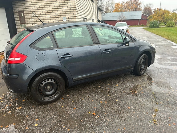 Citroen C4 3 of 8