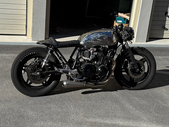 Honda Café racer 3 of 9