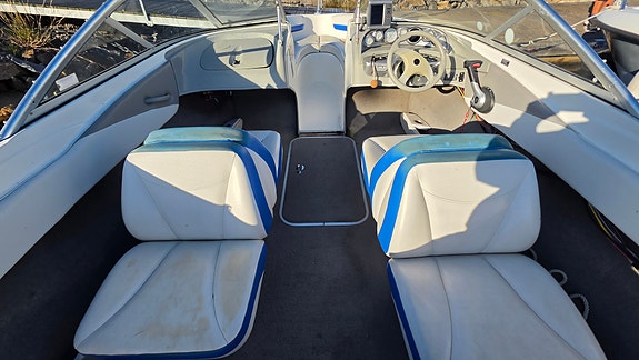 Bayliner 185 BR 2006 – Servad MerCruiser 3.0L 130HK – Aldrig bottenmålad! 7 of 10