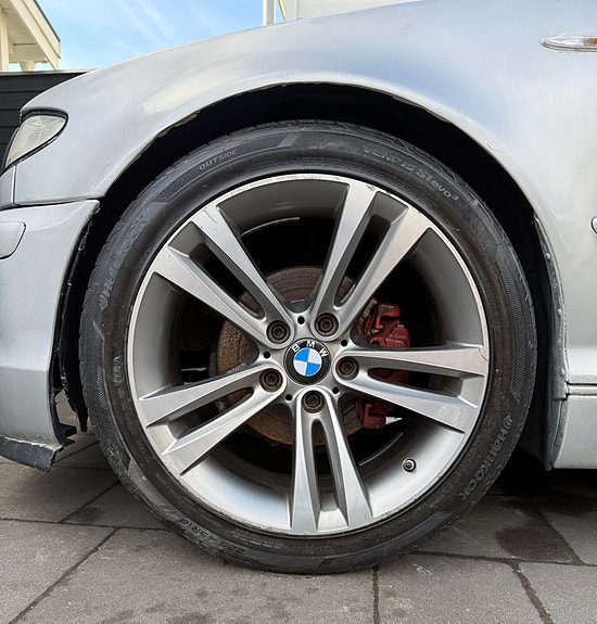 BMW 318i 6 of 10