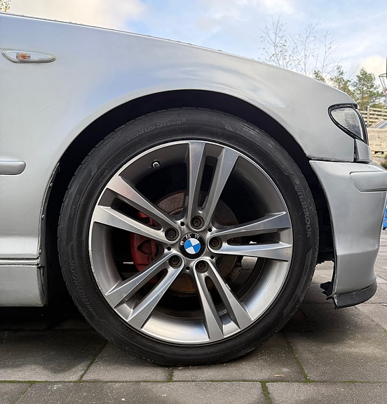 BMW 318i 8 of 10