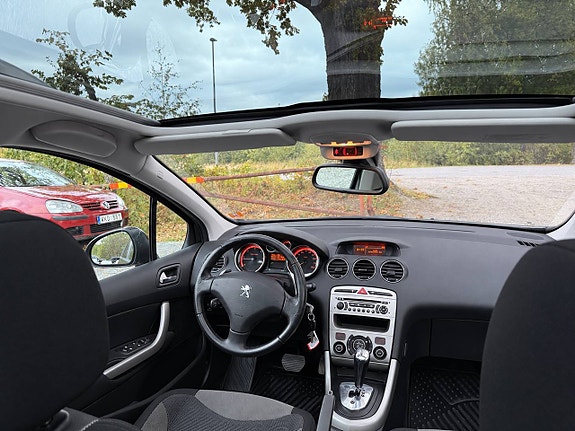 Peugeot 308 SW 9 of 20
