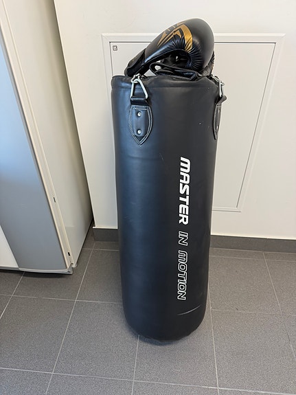 Product image 1 of 3