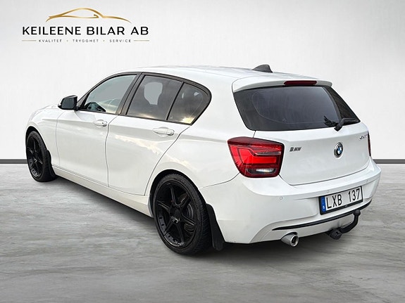 BMW 120d 9 of 21