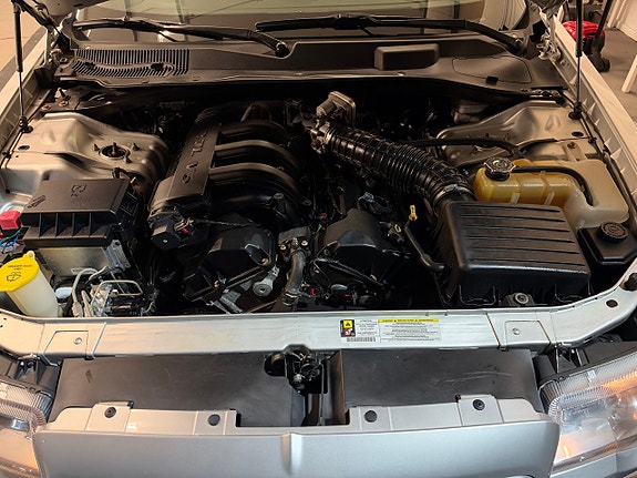 Chrysler 300C 26 of 30
