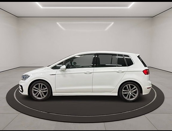 Volkswagen Golf Sportsvan 4 of 9