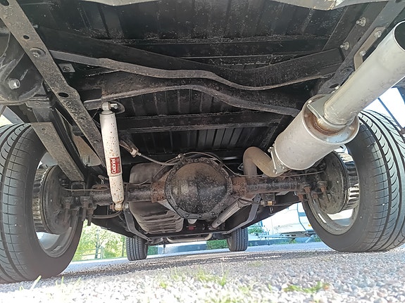 Chevrolet C2500 8 of 9