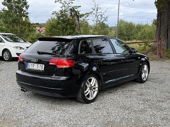 Audi A3 4 of 17